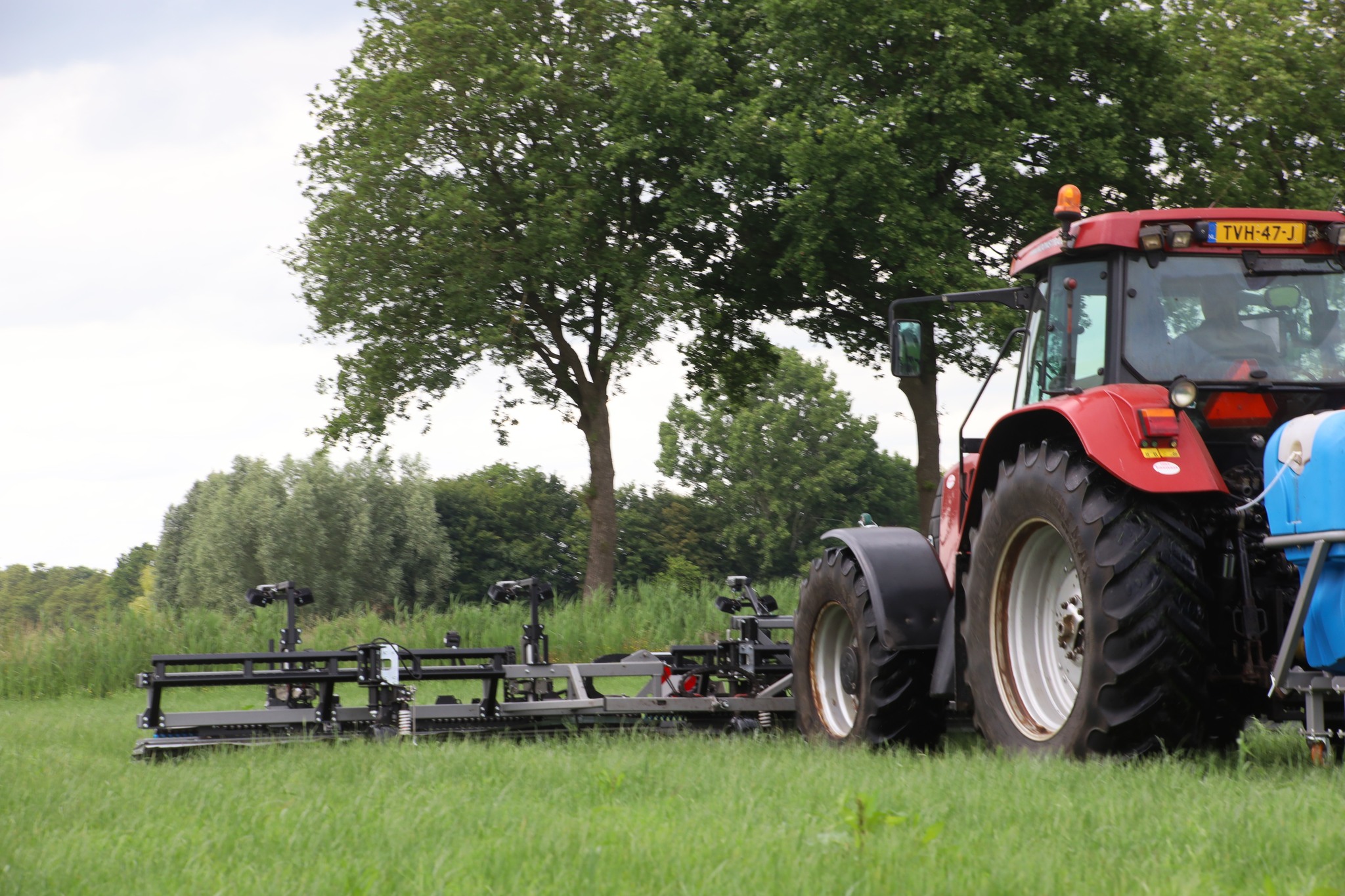 Koonstra spotsprayen