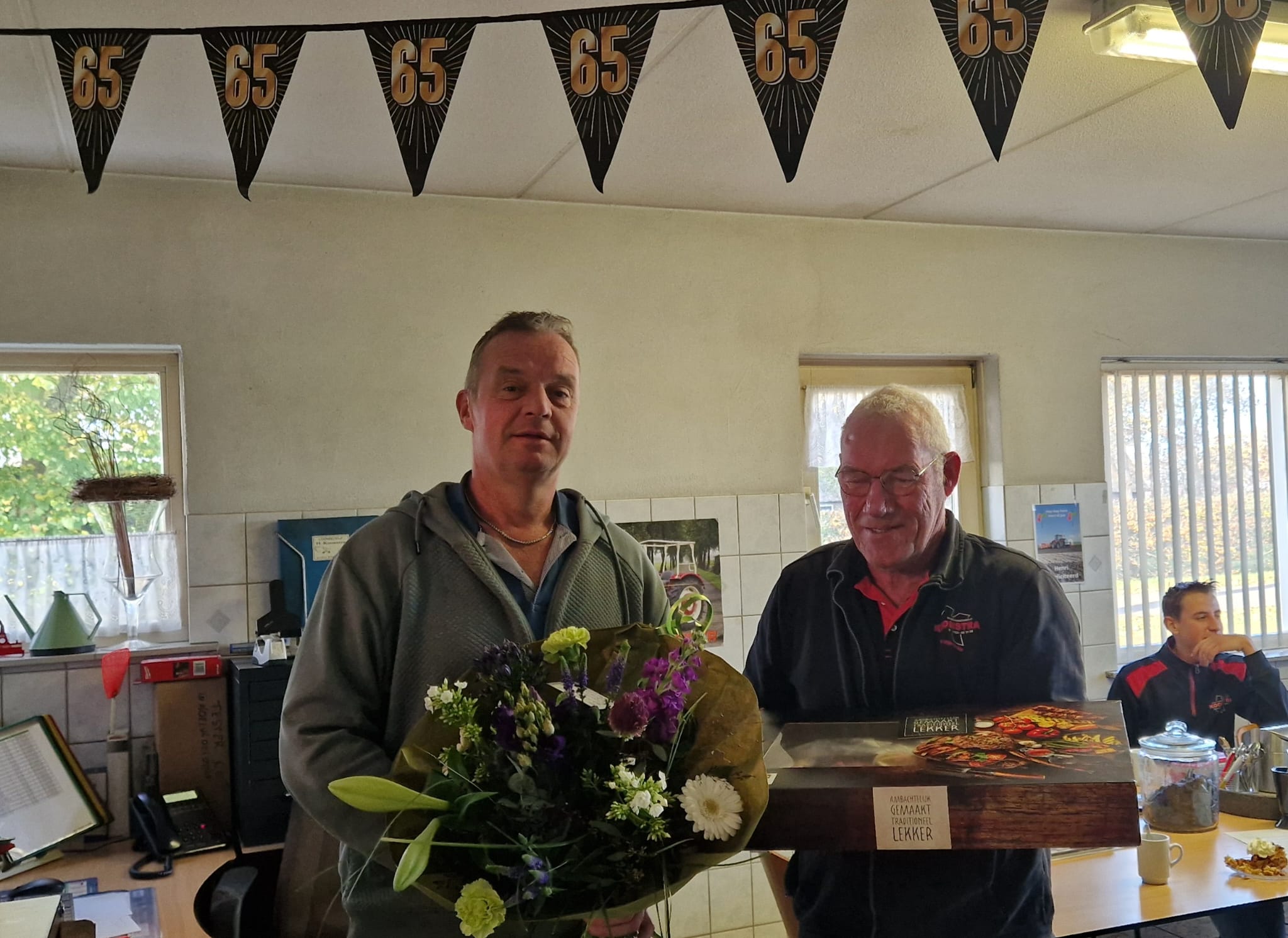 Henri Legebeke 65 jaar – Loonbedrijf Koonstra viert deze bijzondere mijlpaal