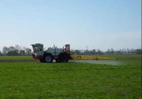 Gewasbescherming met Agrifac veldpuit
