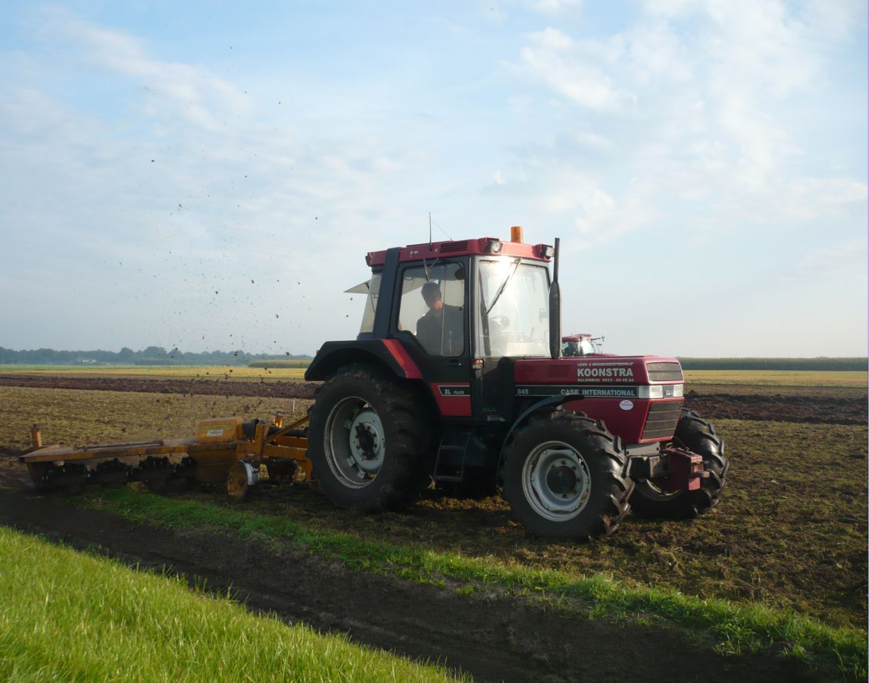 Koonstra frezen met walkantenfrees