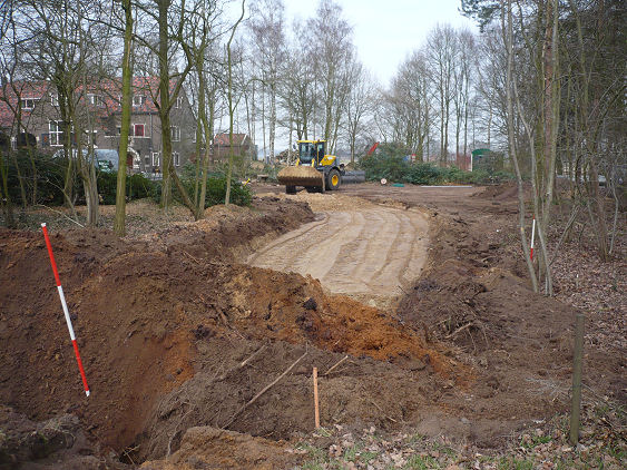 Koonstra, loonbedrijf Koonstra grondwerk tuinen 