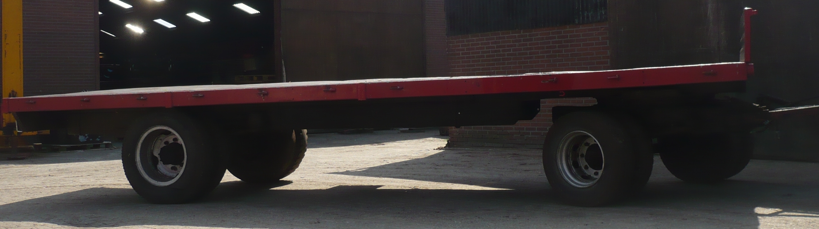 Loonbedrijf Koonstra verhuur platte wagen 