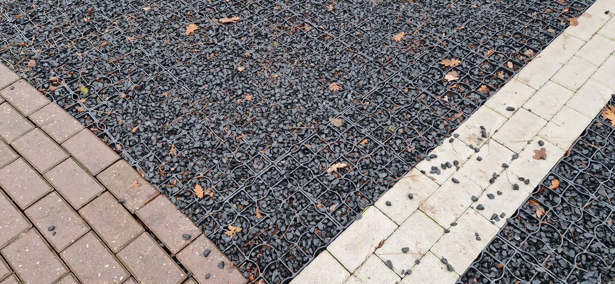 Loonbedrijf Koonstra, ecoraster leveren en leggen
