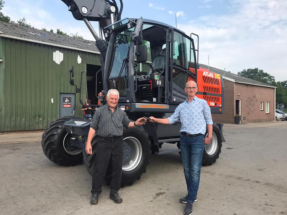 Vandaag hebben wij de nieuwe kraan Atlas 150W in gebruik genomen. 