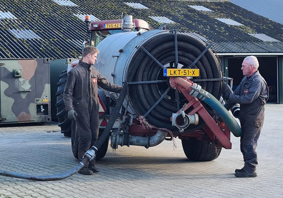 Koonstra betonvloeren en putten verwijderen