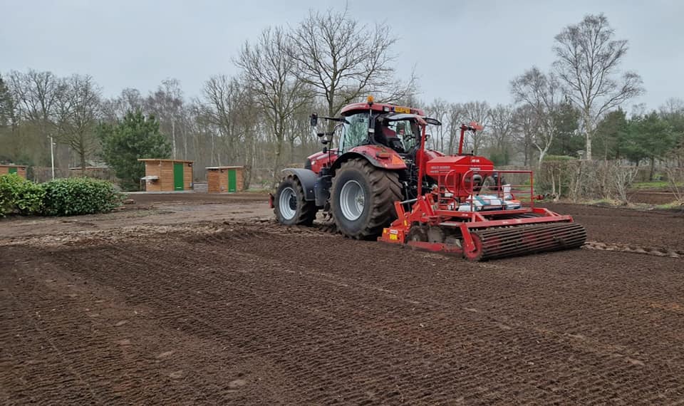 Koonstra, Loonbedrijf Koonstra inopdracht van camping Westerbergen