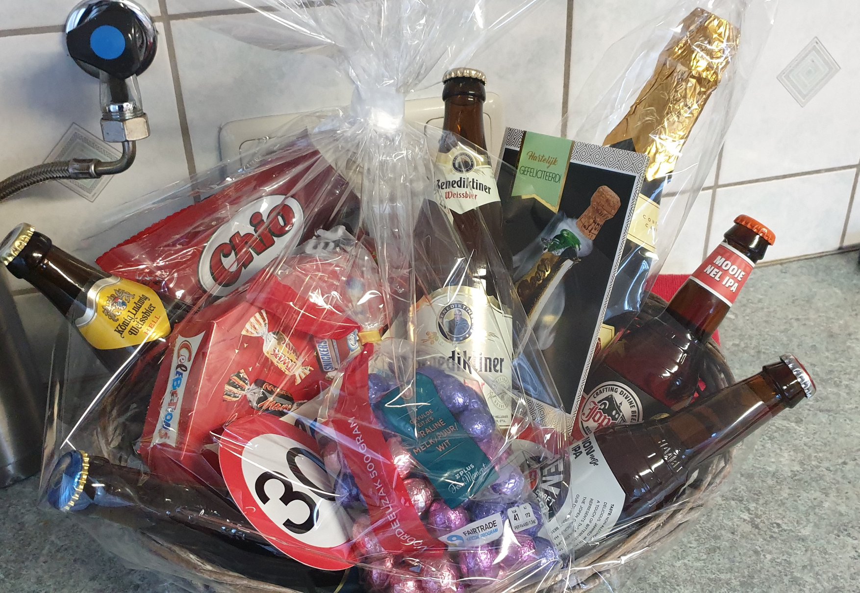 Henri Legebeke 30 jaar in dienst jubilaris jubileum