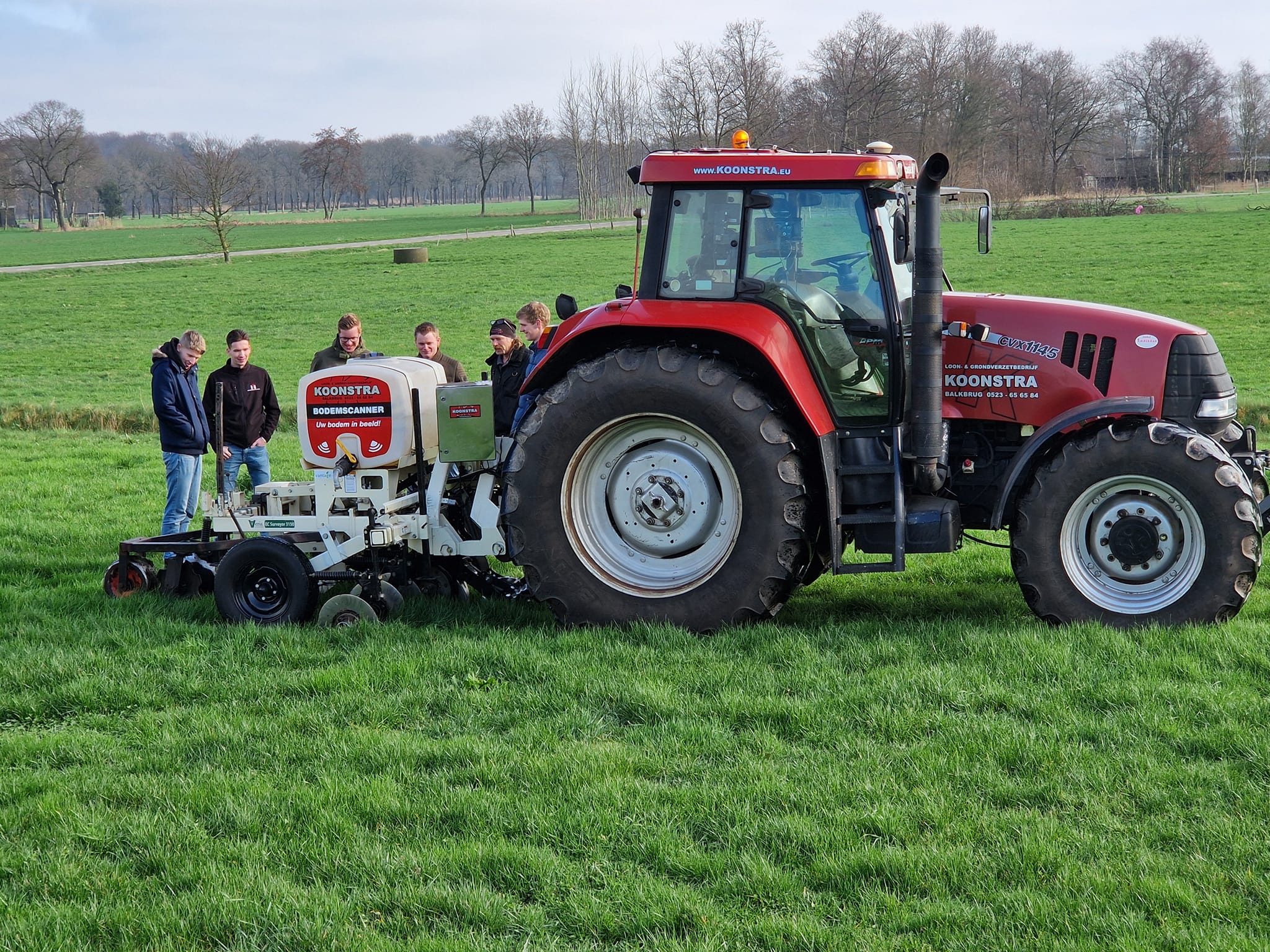 Loonbedrijf Koonstra Leerlingen van o.a. Zonecollege Loonwerk Hardenberg