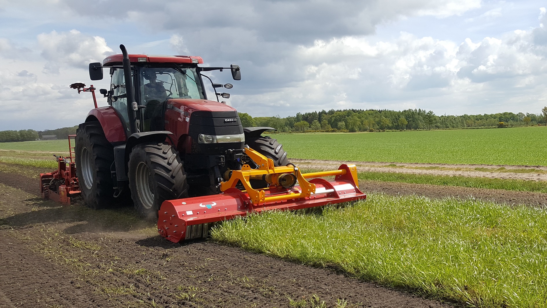 Mechanisch vanggewas vernietigen