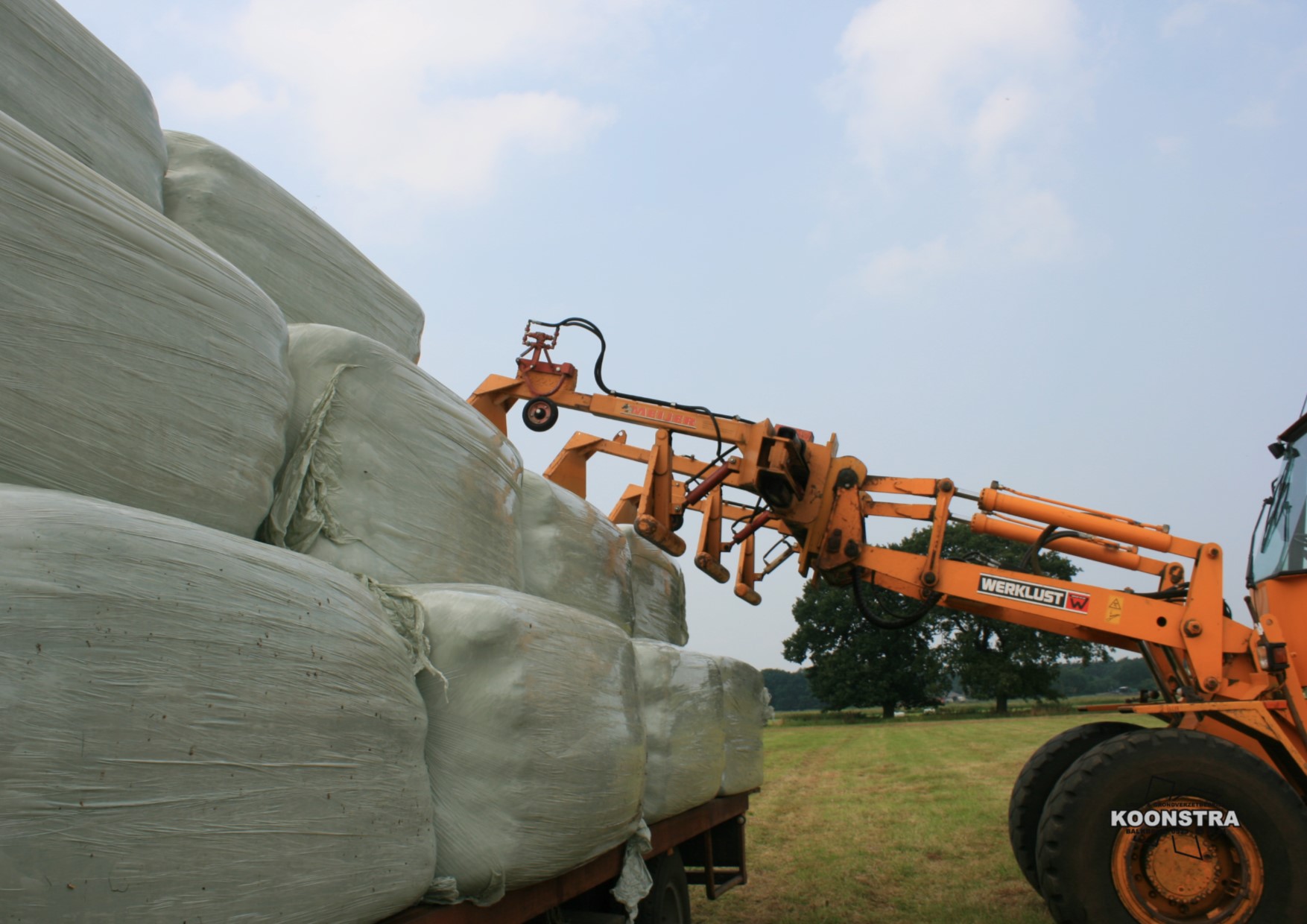 Balen halen Balen laden 